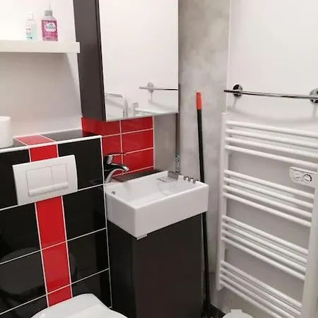 Grand - 2 Etoiles - Studio Meuble Equipe Apartamento *